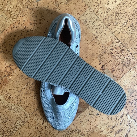 Gentle souls sporty knit flats - Picture 3 of 5